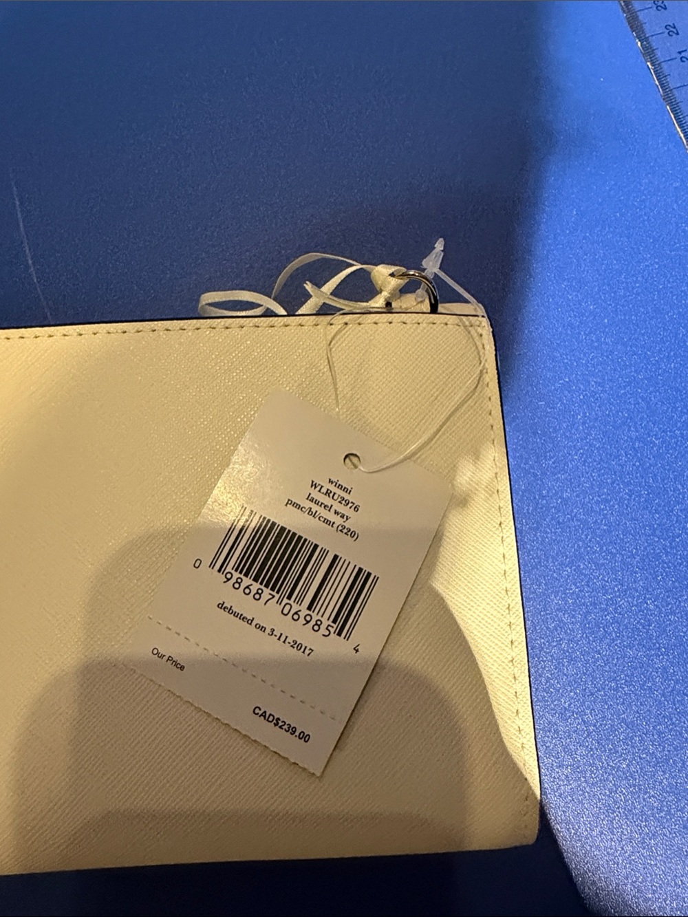 kate spade two-tone beige and cream flap wallet - Picture 8 of 8